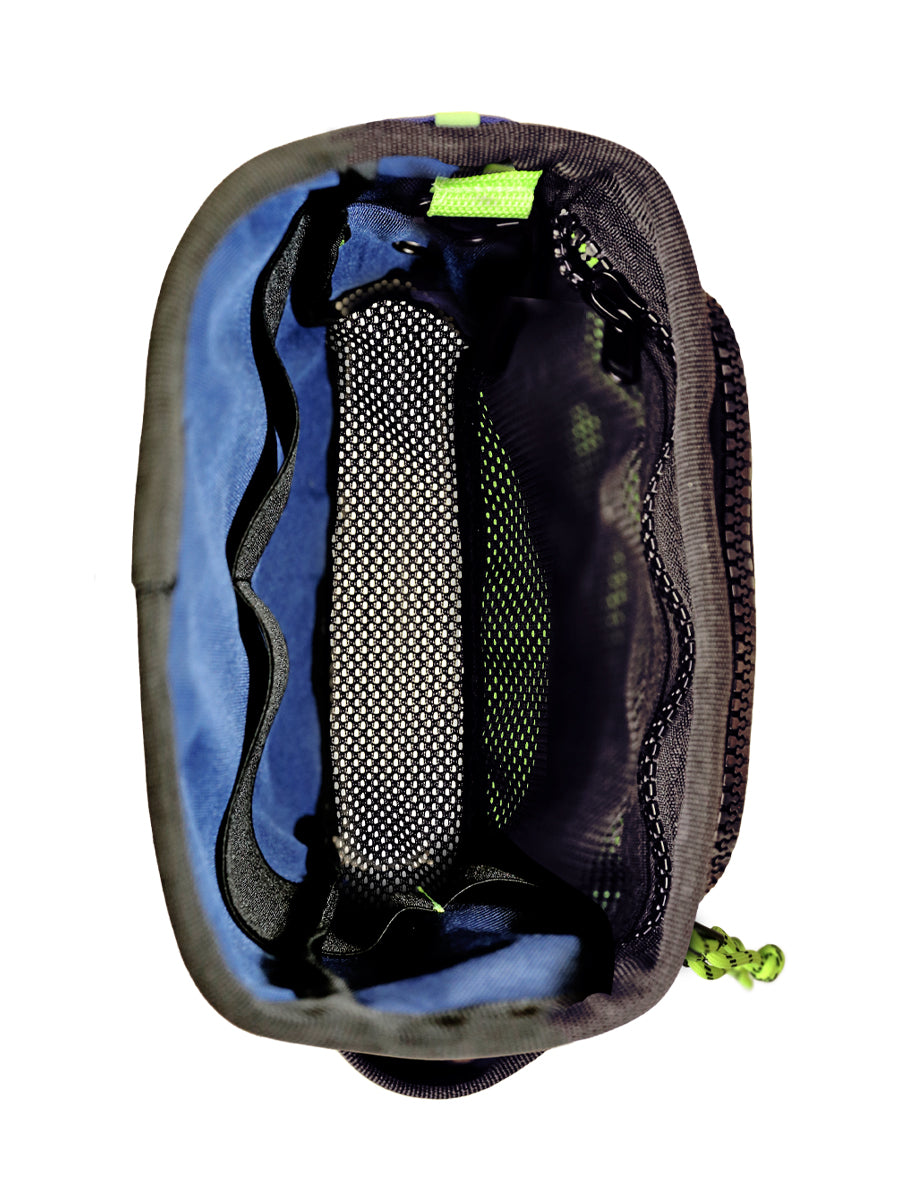 Milbea "ROOK" metal detecting finds bag in Navy. Comes with a matching sheath.